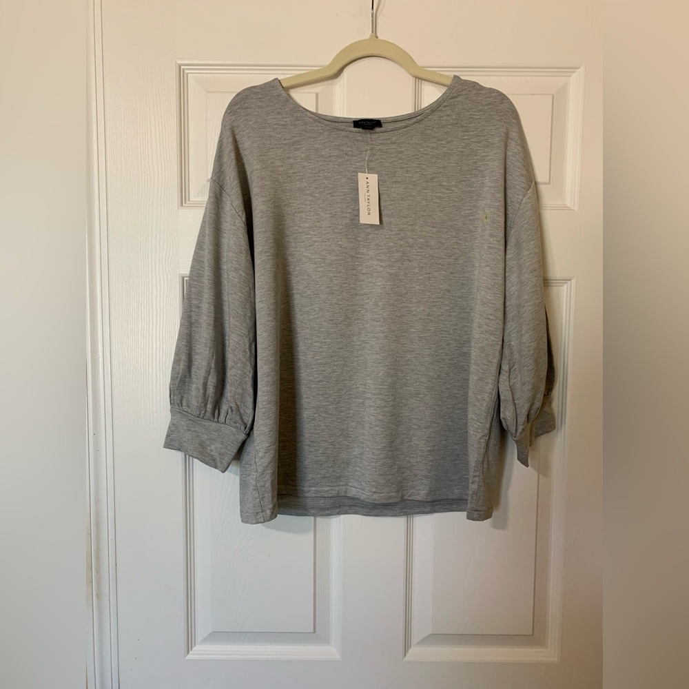 Ann Taylor‎ Factory Gray Boxy Puff Sleeve Top Size Large Minimalist Casual